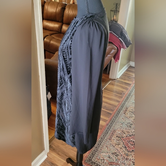 Express Black Velvet Open Back Dress, Size XS - Picture 6 of 10